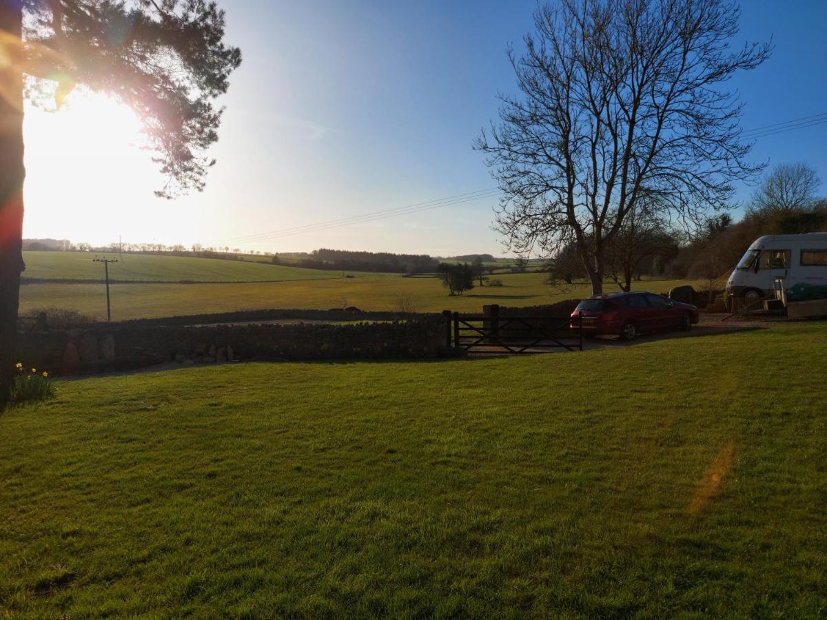 Thames Head Wharf - Historic Cotswold Cottage With Stunning Countryside Views Cirencester Exterior foto