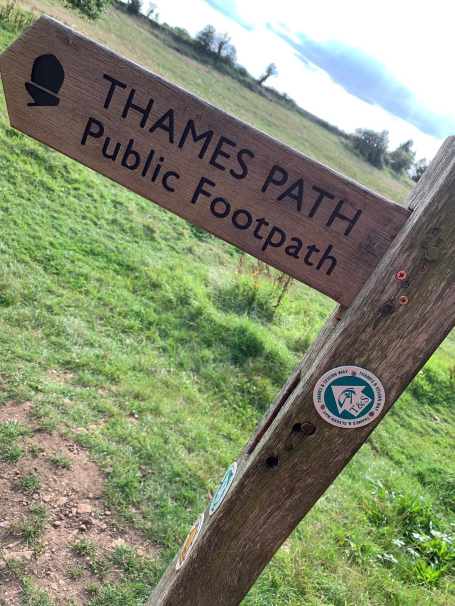 Thames Head Wharf - Historic Cotswold Cottage With Stunning Countryside Views Cirencester Exterior foto