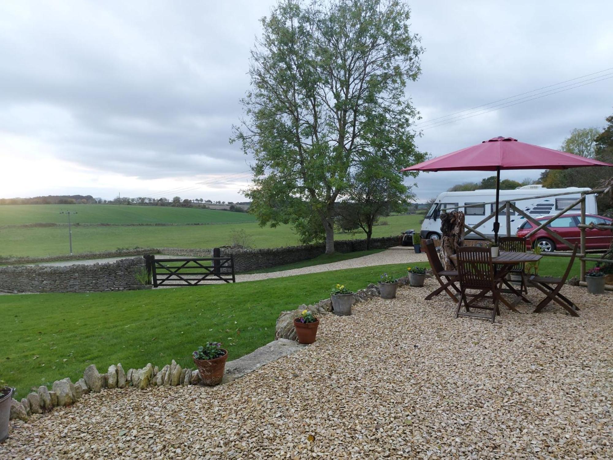 Thames Head Wharf - Historic Cotswold Cottage With Stunning Countryside Views Cirencester Exterior foto